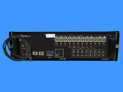 パワードミキサー(12ch 150w+150w) 背面入力